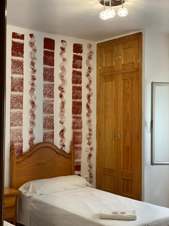 Hostal Sesena Eksteriør billede
