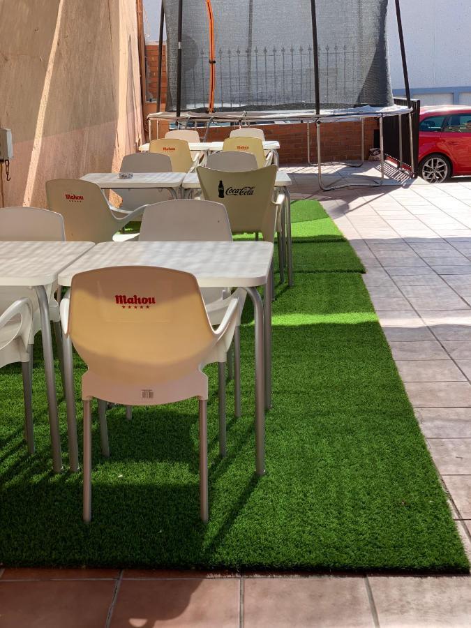 Hostal Sesena Eksteriør billede