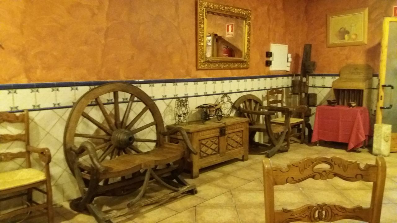 Hostal Sesena Eksteriør billede