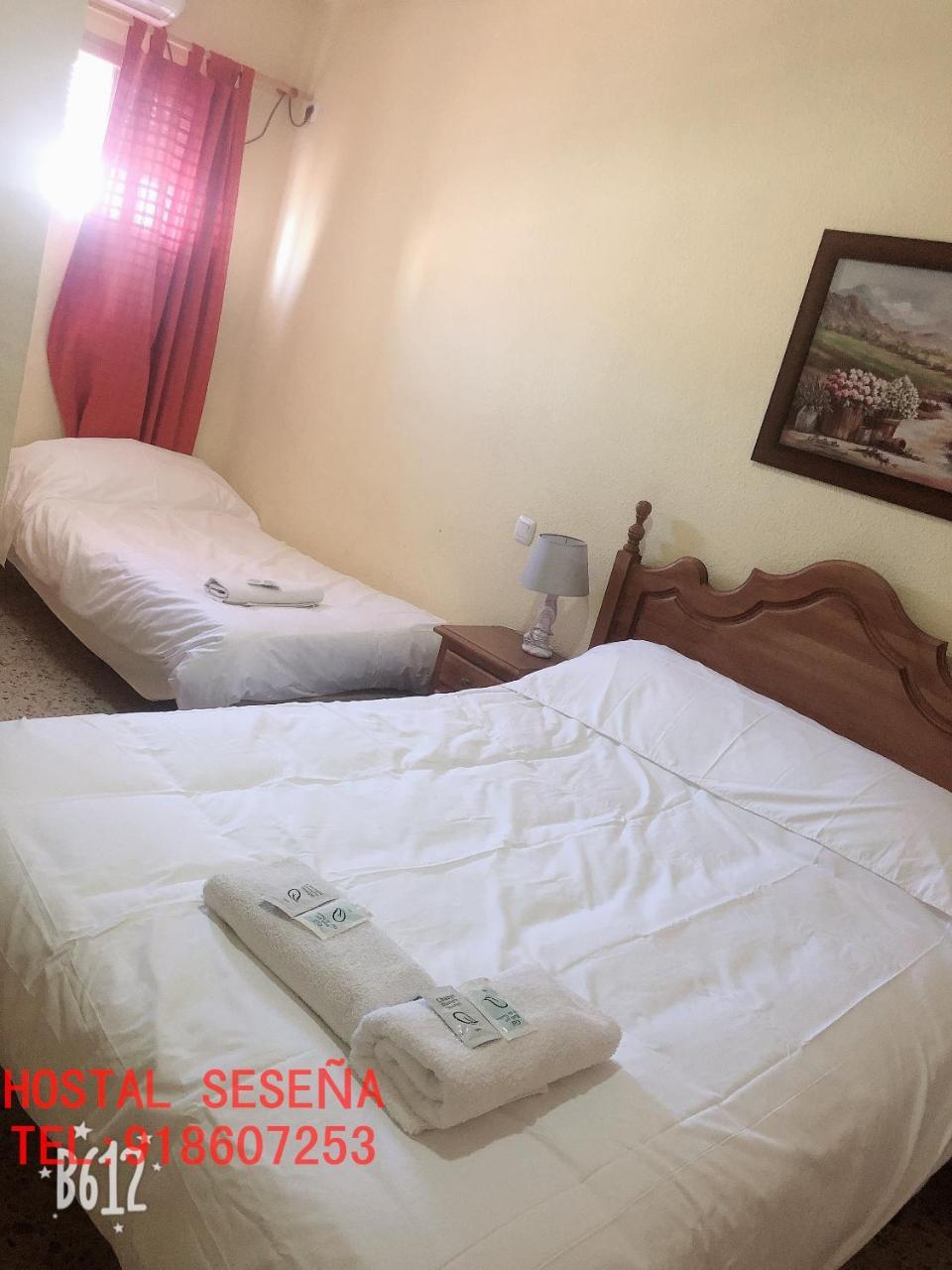 Hostal Sesena Eksteriør billede